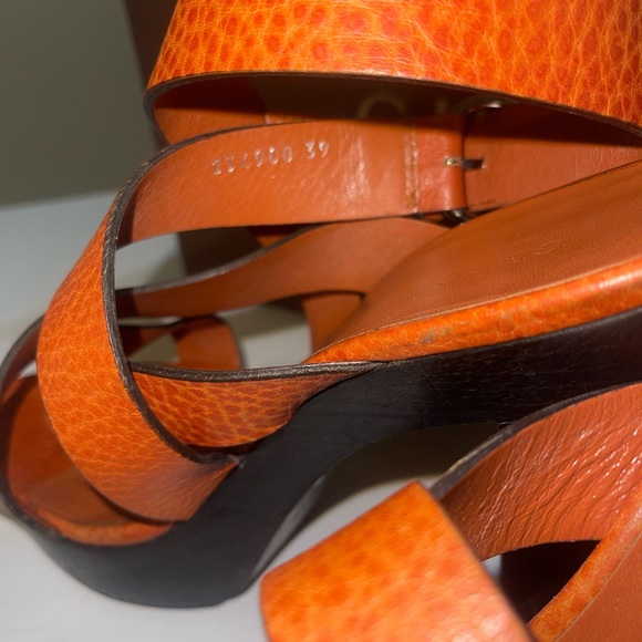 Gucci heels - Picture 2 of 3